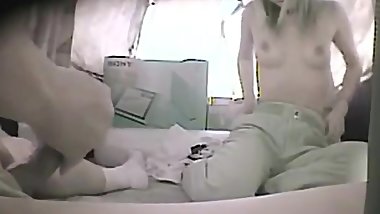 Spycam sex in the car