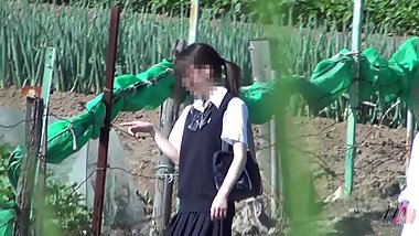 Erotic Voyeurism - Turn up the skirt of the girl student