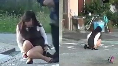 Undressing Turning skirt