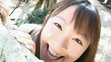 Emiru Momose  - plays music