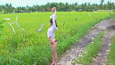 Anri Sugihara - pool