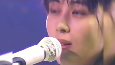 Yureru Omoi by ZARD (non nude)