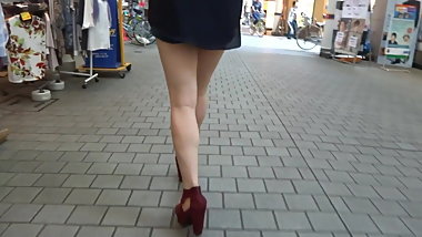 Sexy Legs Walk 040