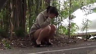 Japanes piss outdoor