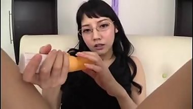 Rei Mizuna : pussy wanking & dildo