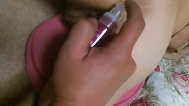 japanese woman orgasam finger makes her cum again and again!