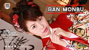 Cute Asian teen wanked off with a sex toy