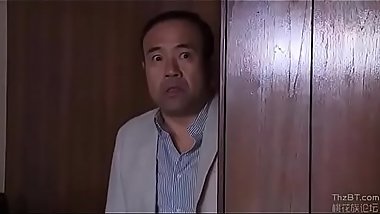 Fucking Friend'_s Wife Before Him - http://activeterium.com/3tE2