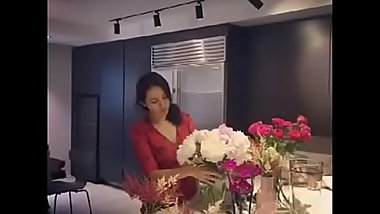 Japanese Teemn. More : http://ouo.io/3P6QEl