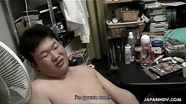 Brunette slut got fucked by the very eager dude'_s cock